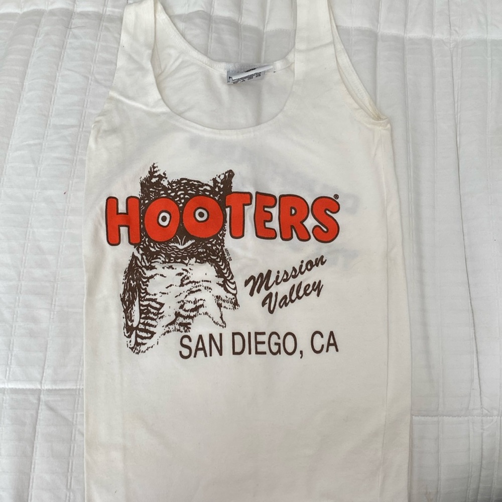 White Hooters Girl Uniform Shirt. XS San Diego, CA